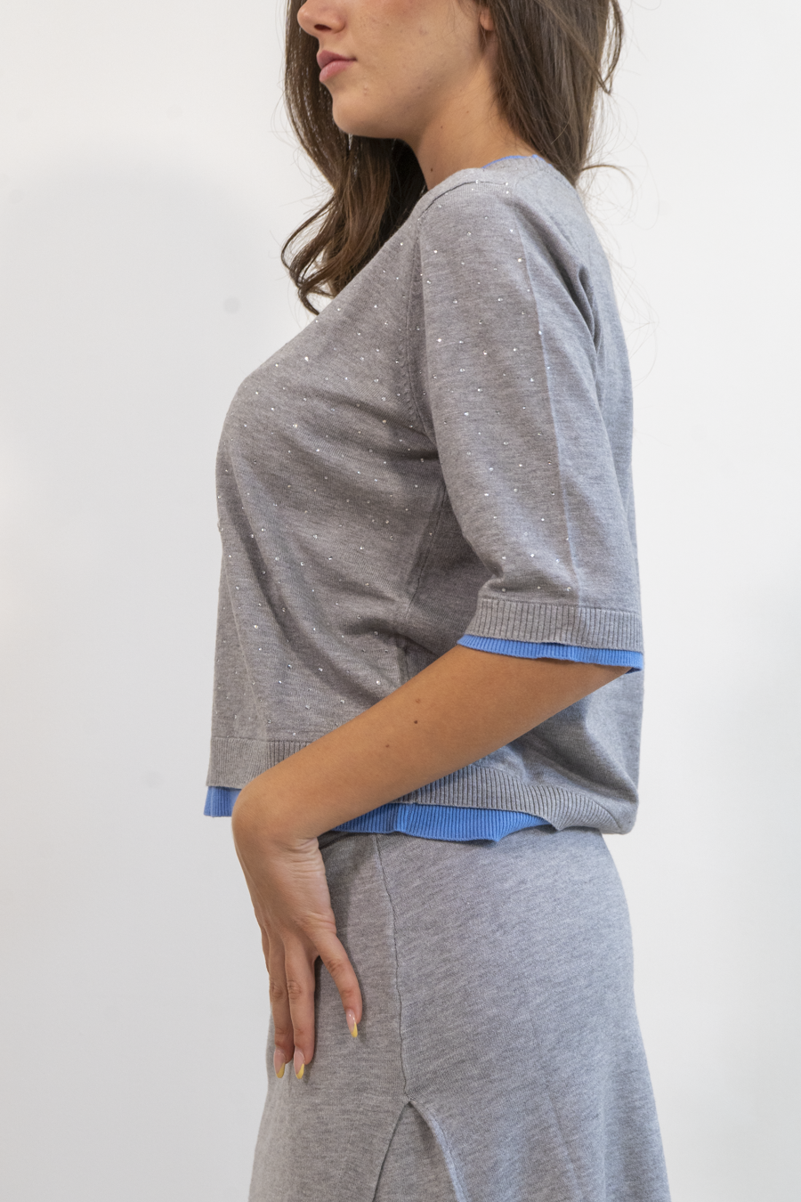 MAGLIA MANICHE CORTE CON STRASS