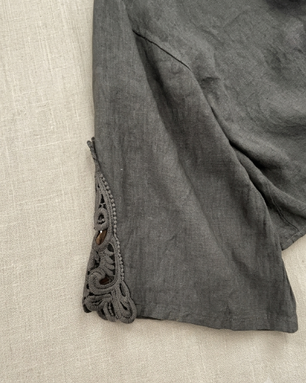 CAMICIA LINO 100% con pizzo macramè