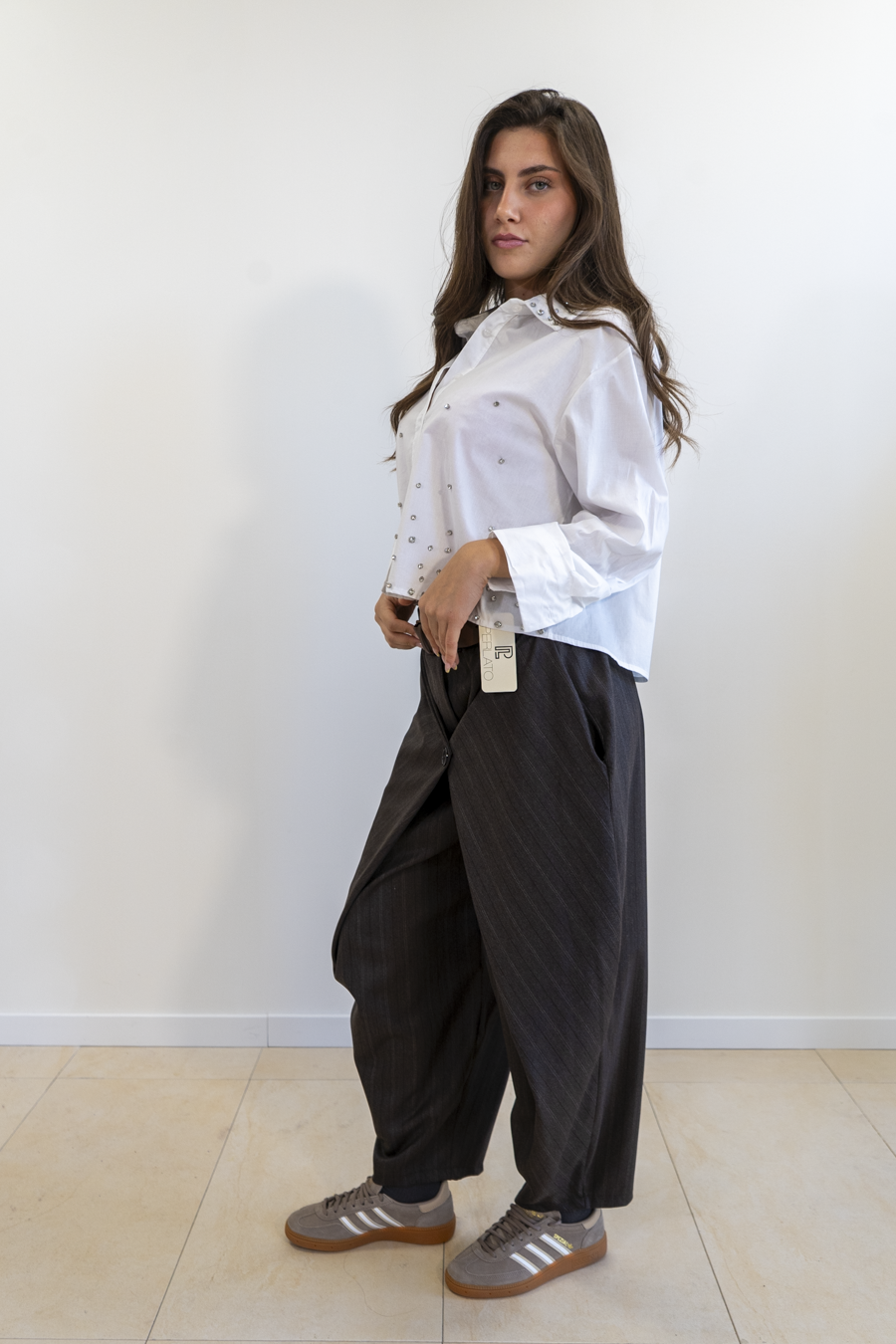 CAMICIA CON BRILLANTI