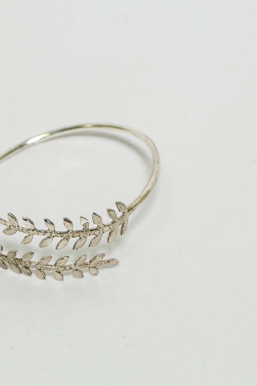 BRACCIALE FASCIE FOGLIE IN OTTONE