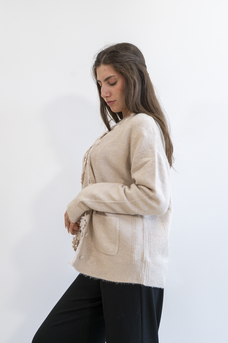 CARDIGAN CON PIZZO RICAMATO