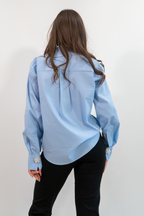 CAMICIA CON ACCESSORIO  AI POLSI