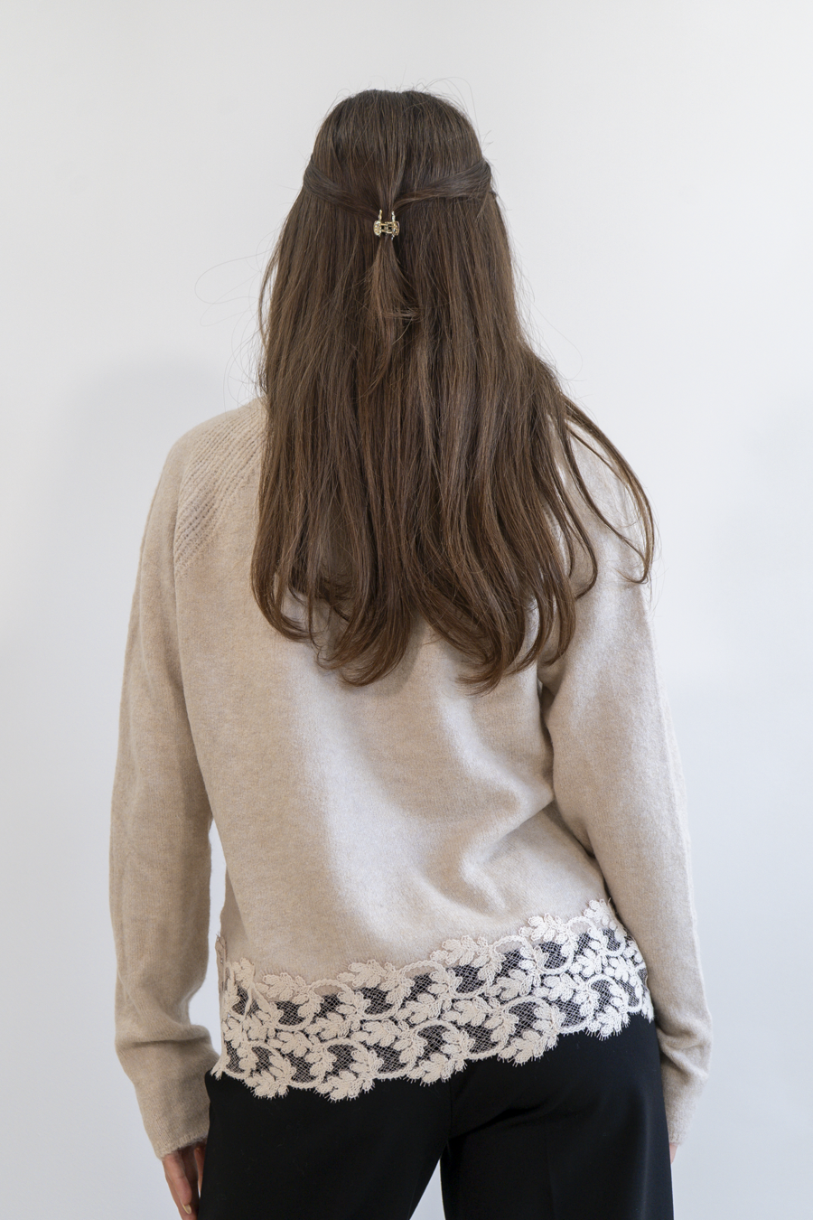 MAGLIA G/C CROP. CON PIZZO RICAMATO