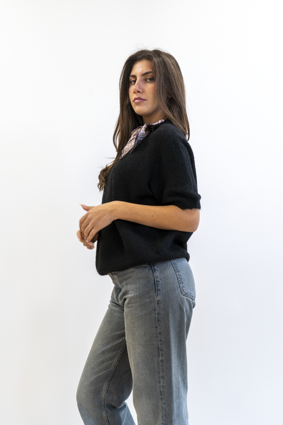 MAGLIA CON FIOCCO