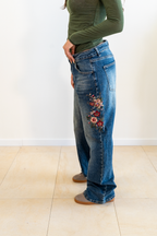JEANS CON STRASS FLOREALI